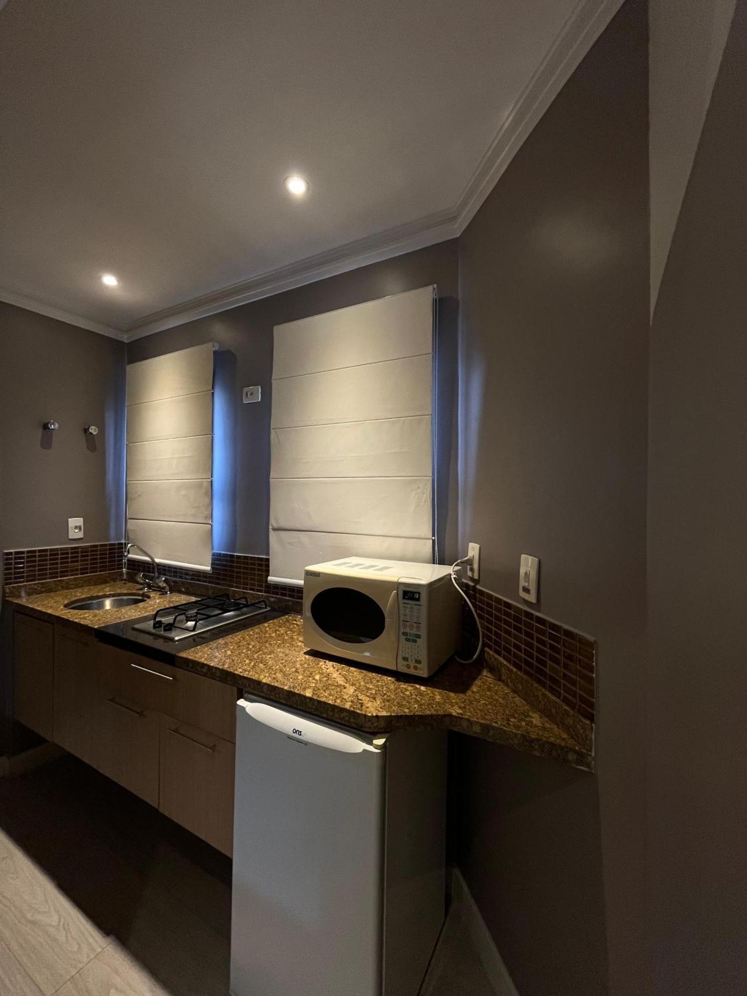 Apartamento Flat Top-2 A 4 Pessoas - 48 M2 - Gonzaga 700m Santos (Sao Paulo)